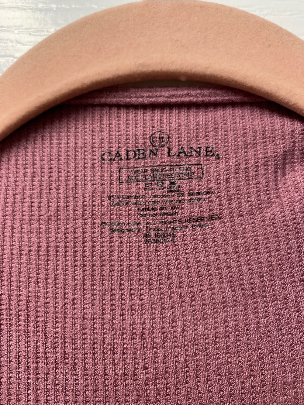 Caden Lane Maternity Robe - Picture 4 of 4